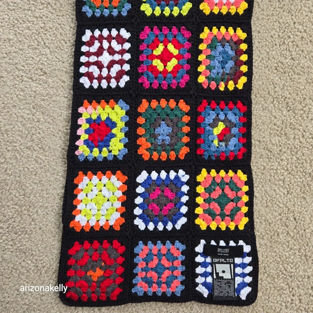 Granny Square Handmade Scarf Spelledit
